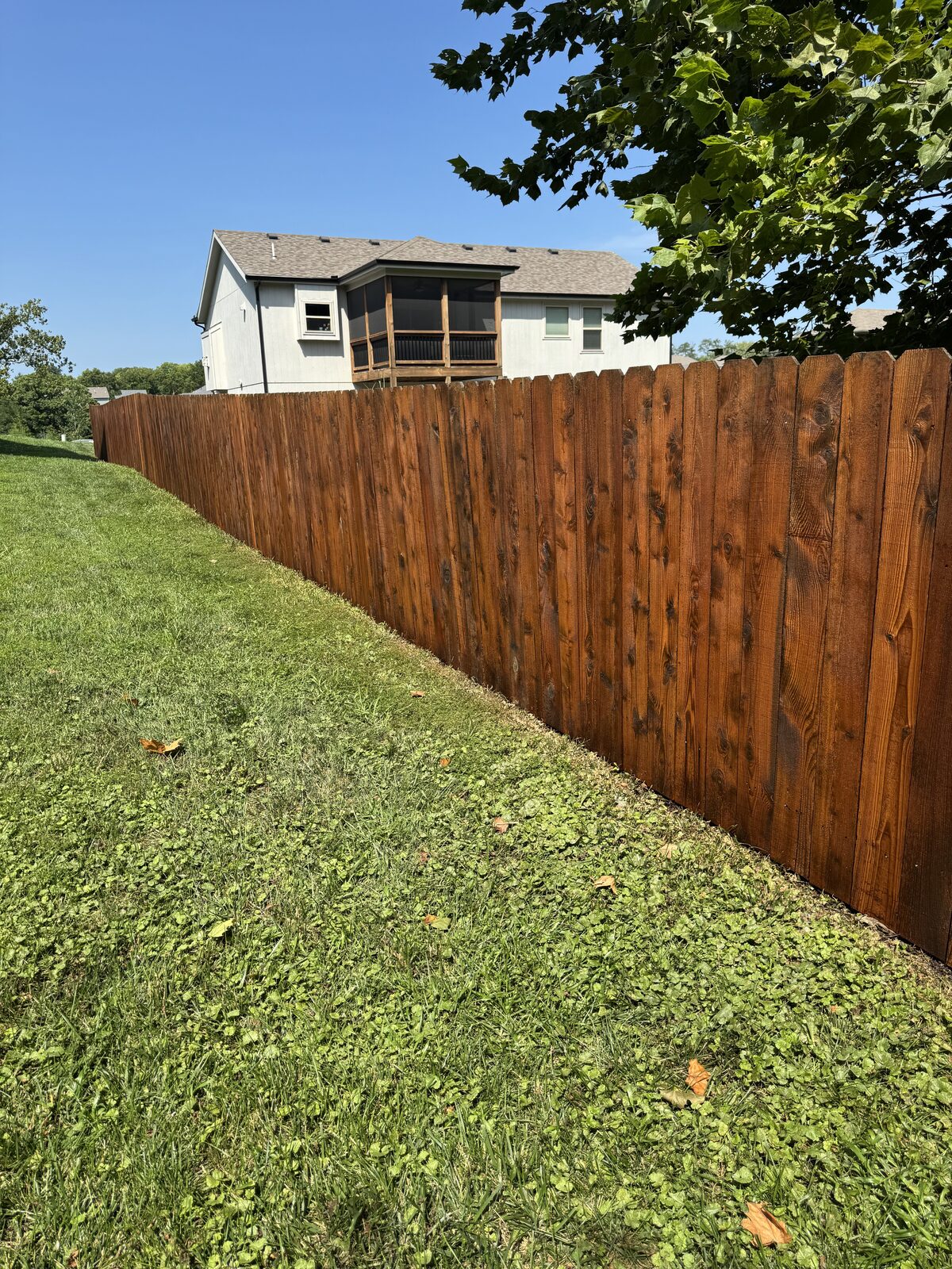 Full run privacy fence